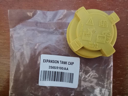 Tapa Envase Refrigerante Corsa, Ford Fiesta, Ka, Ecosport..