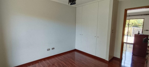 Casa En Arriendo De 4 Dorm. En Machalí