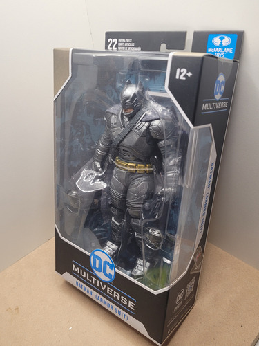 Batman (armored Suit) Batman Vs Superman - Mc Farlane Toys (Usado)