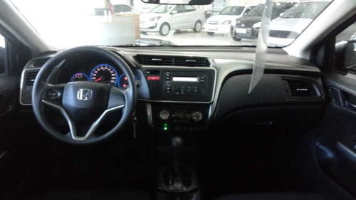 Imagem 8 de 10 de Honda City Lx Cvt