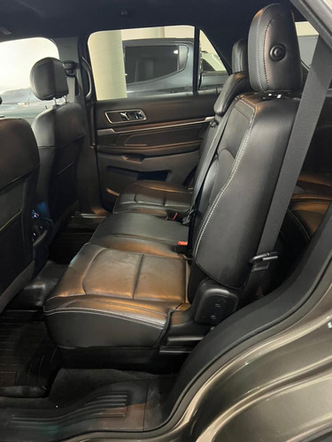 Imagen 6 de 12 de Ford Explorer Limited 4x4