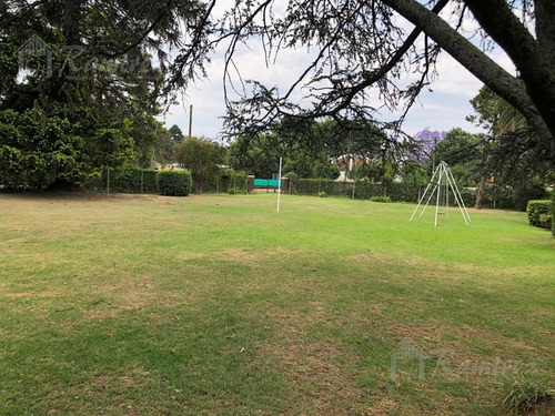 Casa Quinta En Venta 3000m2 - Francisco Alvarez, Moreno
