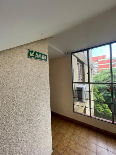 Departamento 3 Ambientes En Venta Catalinas Sur, Muy Luminoso