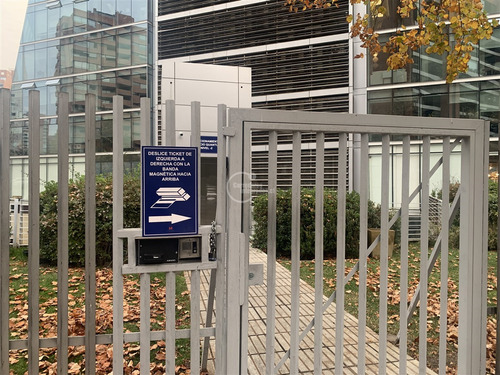 Estacionamiento En Arriendo En Las Condes