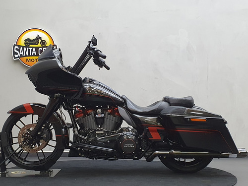 Harley-davidson Cvo Road Glide C/ Escape Vance&hines!!