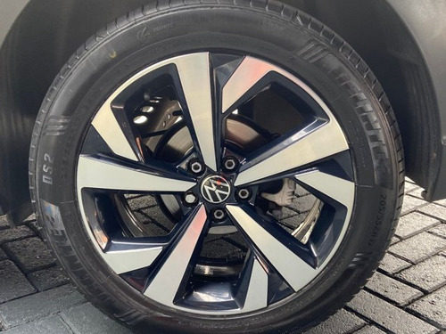 Volkswagen Nivus nivus 1.0 200 TSI TOTAL FLEX HIGHLINE AUTOMÁTICO