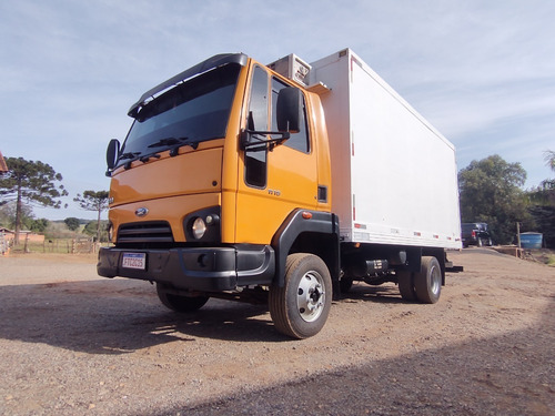 Imagem 8 de 25 de Ford Cargo 1119 - Baú Refrigerado -15º