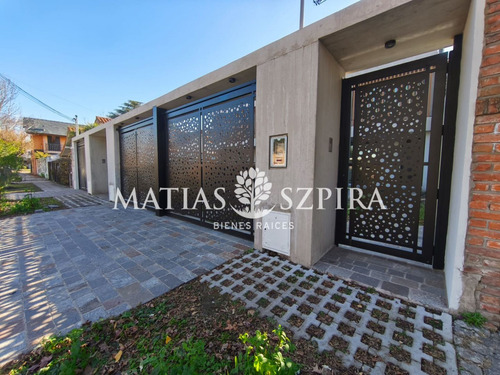 Casa En Venta En Ituzaingó Norte