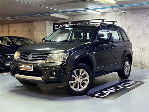 Suzuki Grand Nomade Glx 2014