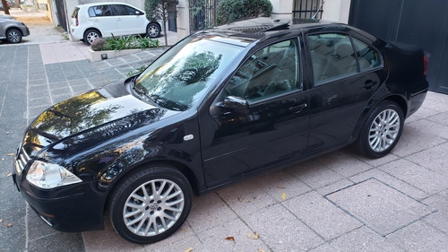 Volkswagen Bora 1.8 Highline T Tiptronic Cuero 2015
