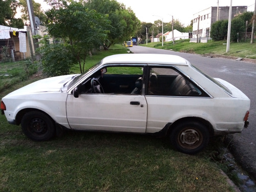 Ford Escort Cupe Vendo O Permuto