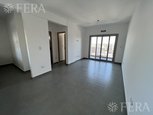 Venta De Departamento 2 Ambientes Con Balcón ( 24070)