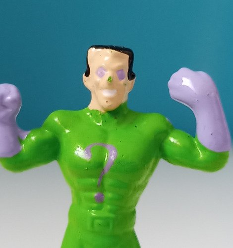 Muñeco El Acertijo /riddler Miniatura (batman) Jack Sorpresa (Usado)