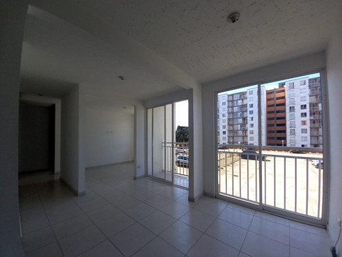 Imagen 2 de 14 de Se Vende Apto Torres De Milano