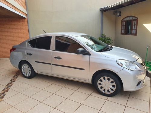 Nissan Versa 2013 1.6 16v S Flex 4p