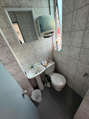Arriendo Oficinas De 120 Mts2 Con 2 Baños !!
