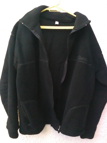 Campera Polar Negra Baarts Talle 4.