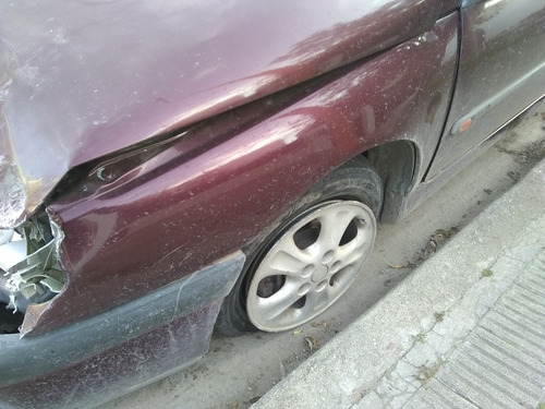 Renault Laguna 1997 2.0 Rxe 7 As Motor Andando