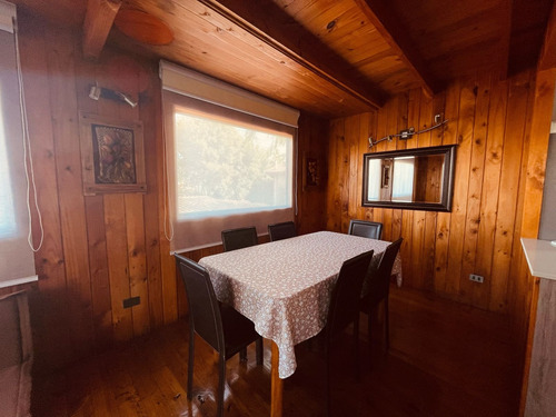 Gran Casa Con Potencial Comercial