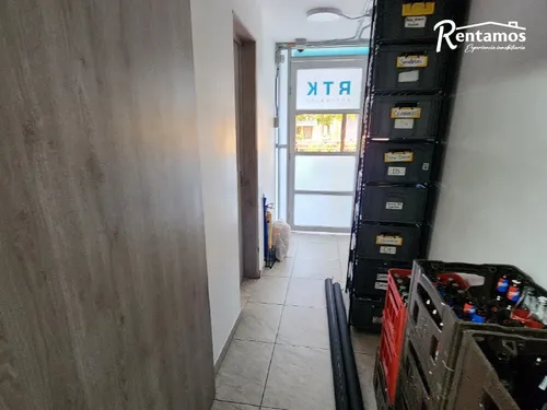 Bodega En Venta En Avenida 33. Cod V775312