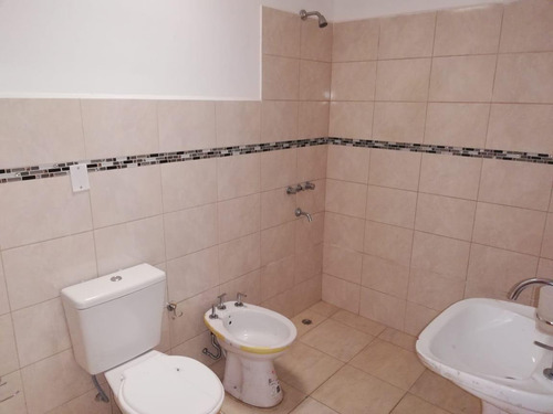 Imagen 3 de 10 de Casa - Lomas Sur