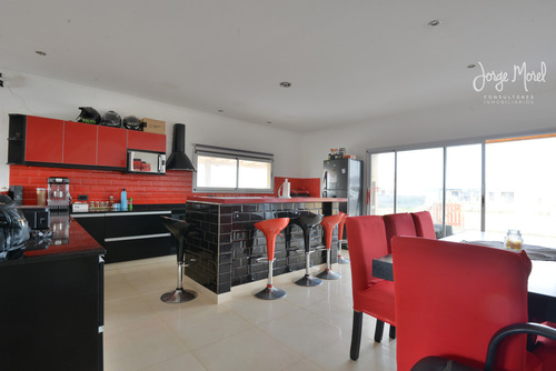 Casa Perimetral Bueno #0-100 - San Sebastian - Area 10 - 144m2 #id 2462
