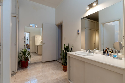 Casa A La Venta En Hipolito Yrigoyen 1182 Lujan Centro
