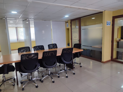 Oficina Amplia En Centro De Concepción
