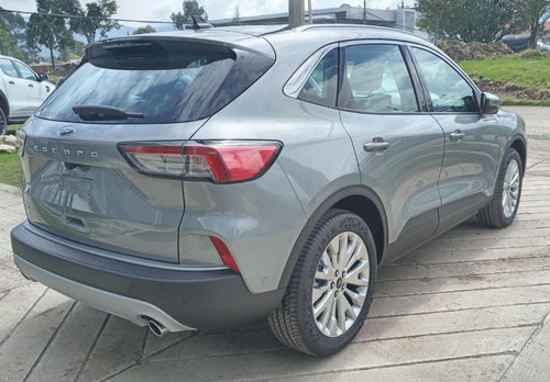 Imagen 6 de 25 de Ford Escape Titanium 4x4 Ecoboost 2023 Casatoro 170 M.b