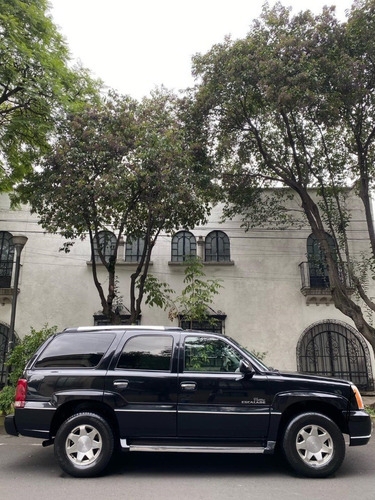 Imagen 6 de 14 de Flamante Cadillac Escalade 2002 Nacional Totalmente Original