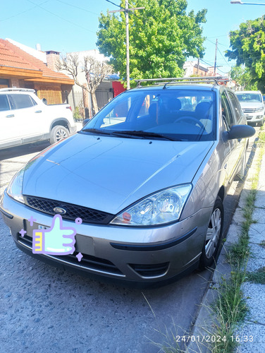 Ford Focus 1.6 Ambiente Mp3