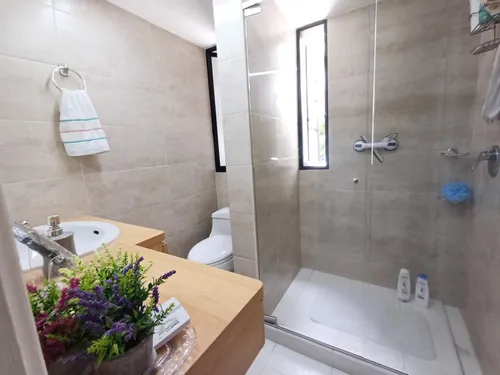 Apartamento En Venta En El Poblado. Cod V12295