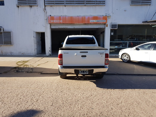 Imagen 6 de 14 de Toyota Hilux 2013 3.0 Cd Srv Cuero I 4x4 5at - A4