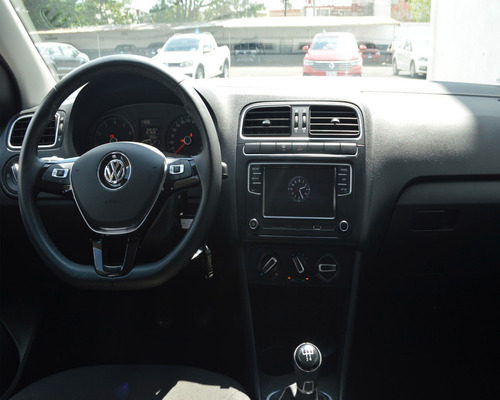 Imagen 9 de 10 de Volkswagen Polo Starline