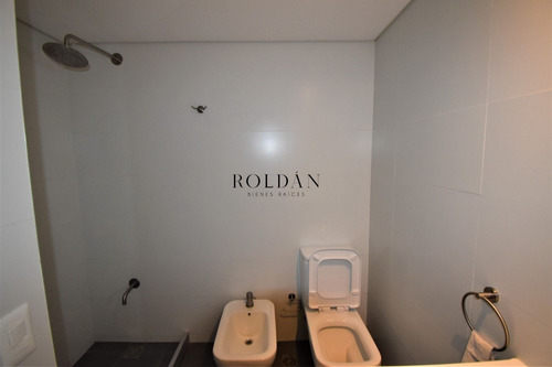 Imagen 13 de 15 de Apartamento Alquiler Centro 1 Dormitorio Cochera A Metros Del Mar