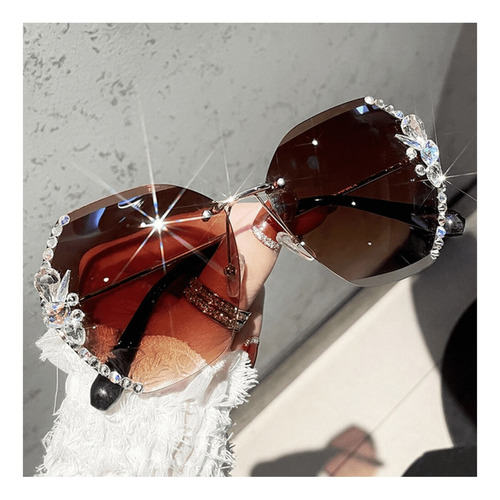 Óculos De Sol Feminino Uv400 Lente Gradiente Detalhes Strass Cor Marrom Cor da armação Dourado Cor da lente Marrom