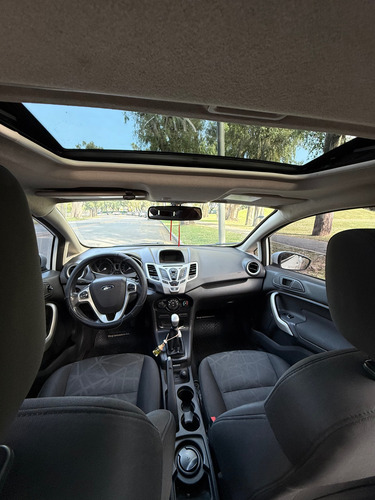 Ford Fiesta Kinetic 1.6 Design 120cv Titanium