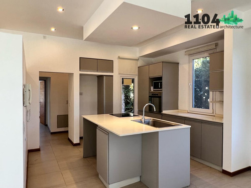 Imagen 10 de 30 de Casa En Venta - Los Eucaliptus - 305m2/784m2 5 Ambientes