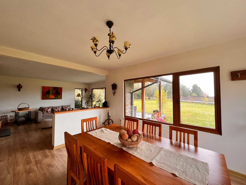 Venta De Casa En Lomas De Coihuin (71453)