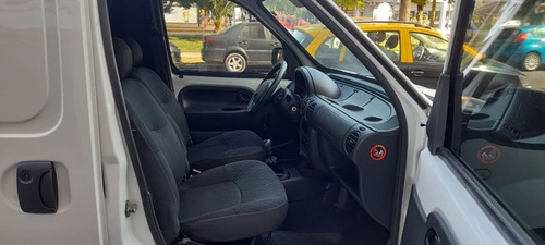 Imagen 14 de 22 de Renault Kangoo 2016 1.6 Furgon Ph3 Gran Confort Lc