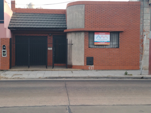 Venta Casa Valentín Alsina Con Cochera