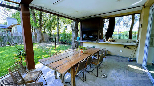 Casa Minimalista De 5 Amb En Altos Del Sol A Metros De La Entrada Principal. Excelente Ubicacion!!!