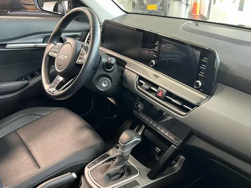 Kia Seltos 2.0 Zenith 4X2