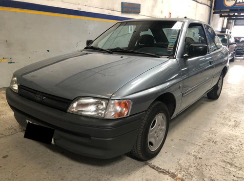 Ford Escort Ghia 1.8