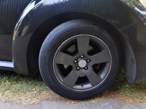 Volkswagen New Beetle