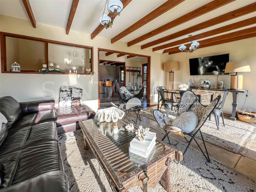 Hermosa Casa En Vanta Amoblada En Pingueral