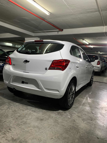 Chevrolet Onix 2021 1.4 Black Edition 1.4 Sepautos