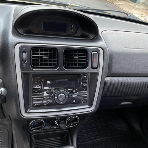Imagem 6 de 8 de Mitsubishi Pajero Tr4