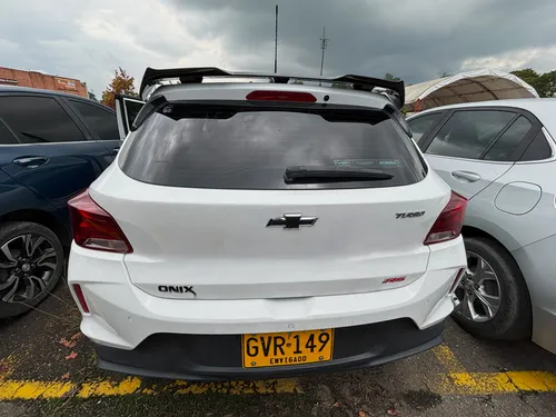 Chevrolet Onix 1.0T Rs Mt