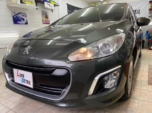 Imagen 2 de 12 de Peugeot 308 2.0 Feline 143cv 2012